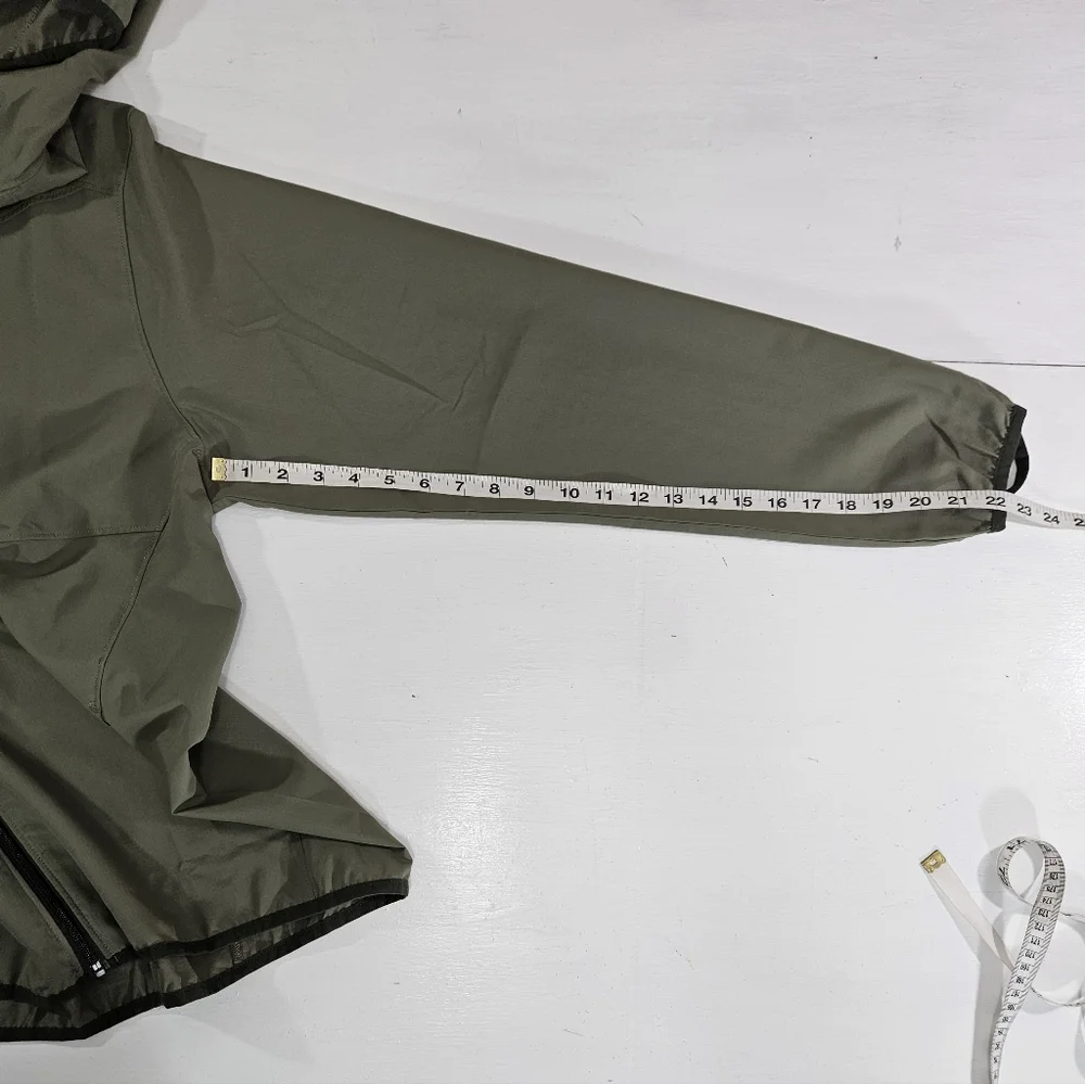 L.L. Bean Green Light Weight No Fly Zone Jacket Mens Size X Large